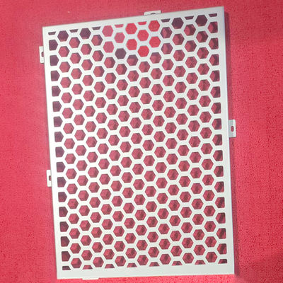 comprar Padrões ocos hexagonais painel de revestimento de parede de alumínio perfurado e material de decoração de edifícios online manufacture