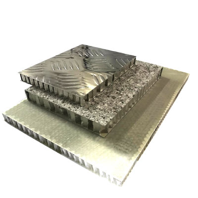 comprar Painéis compostos de honeycomb de alumínio em relevo de 5 mm a 50 mm online manufacture